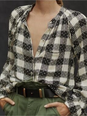 Pilcro Black and White Plaid Button-Down Shirt